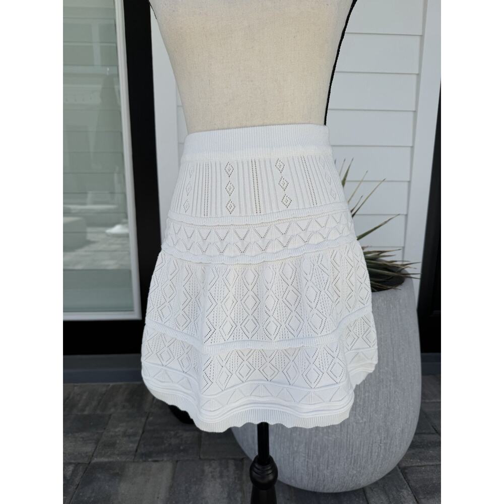 Willow & Wind White Classic Knit Ruffle Layered Mini Skirt Boho Cover Up Crochet
